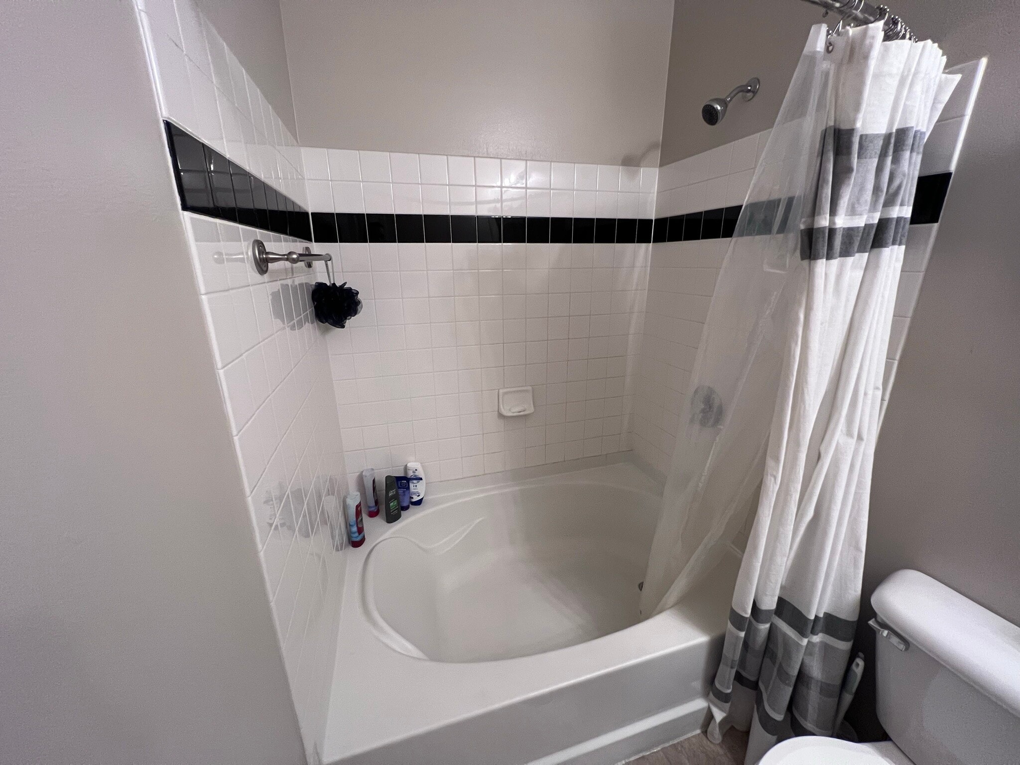 Building Photo - 1000 Providence Plz