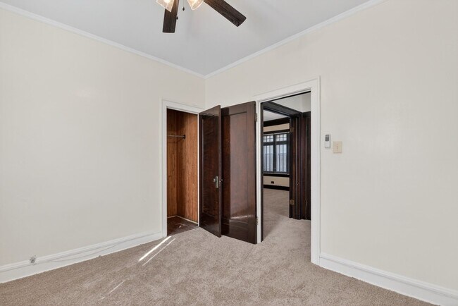 Building Photo - 8018 S Sangamon St