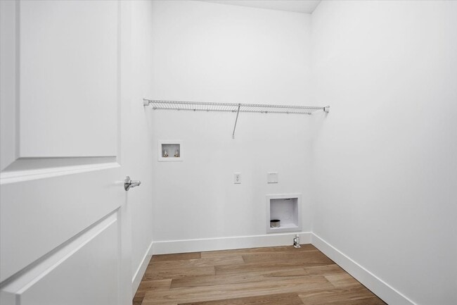 Building Photo - 15 Stone Ml Ct