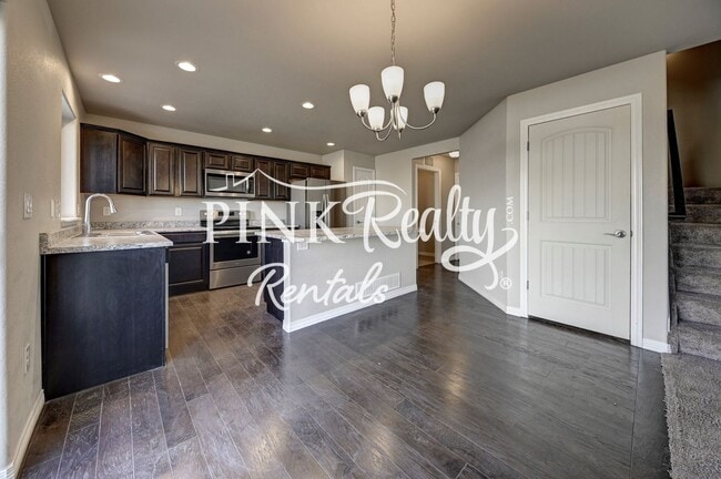 Building Photo - 10832 Yuba Dr