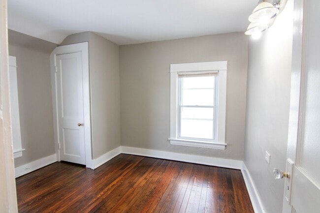 Building Photo - Garden Dr 1500-1502 MLR