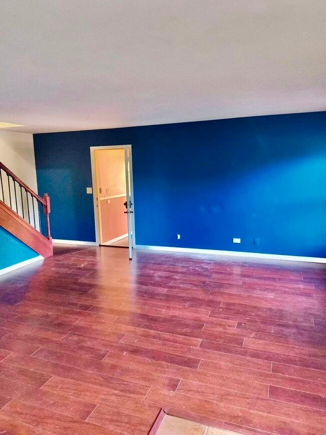 Building Photo - 2651 Country Oaks Ct