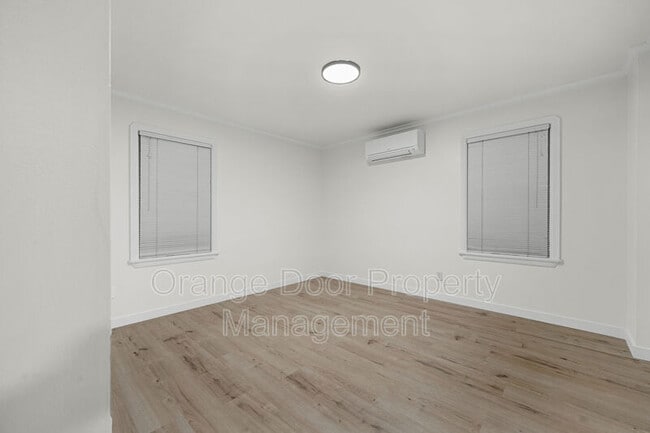 Building Photo - 7727 Jones Ave NW