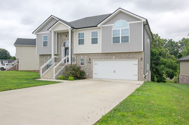 Building Photo - 1092 Barnhill Rd