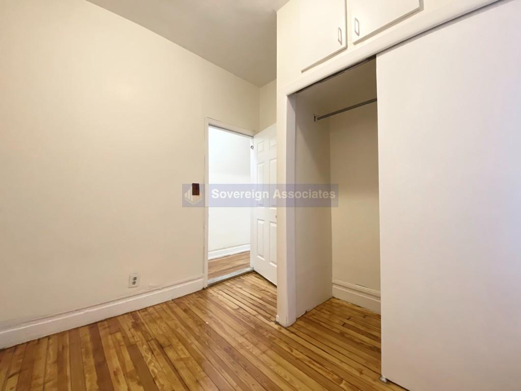 Building Photo - 182 Claremont Ave
