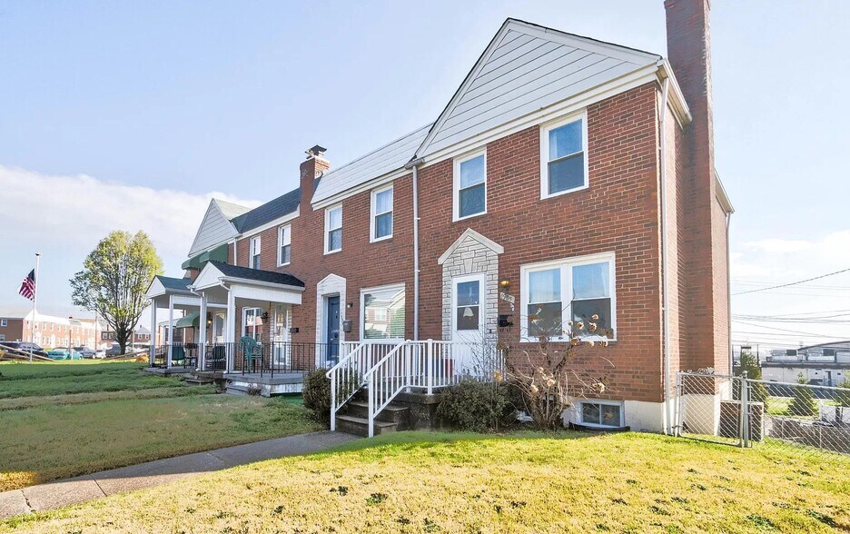 All Brick - 1935 Searles Rd