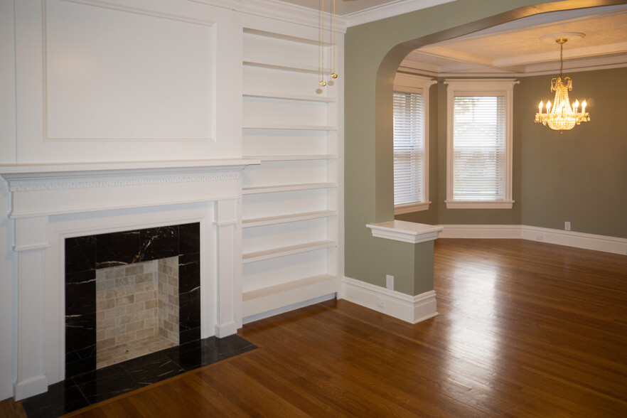 Building Photo - 3173 Portis Ave