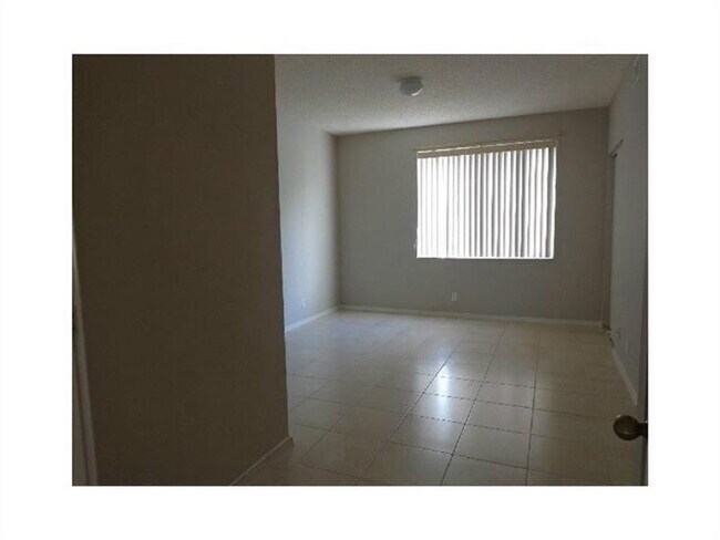 Building Photo - 51 Whitehead Cir