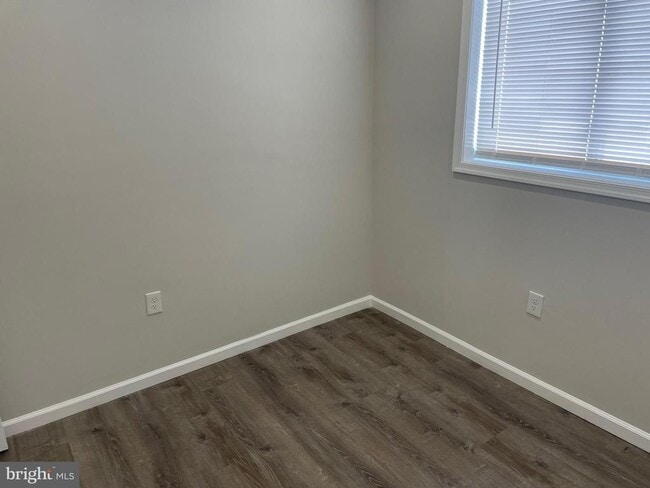 Building Photo - 330 63rd St NE