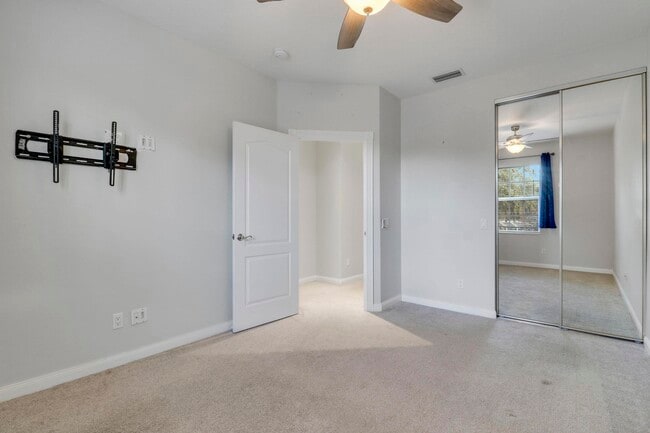 Building Photo - 468 Capistrano Dr