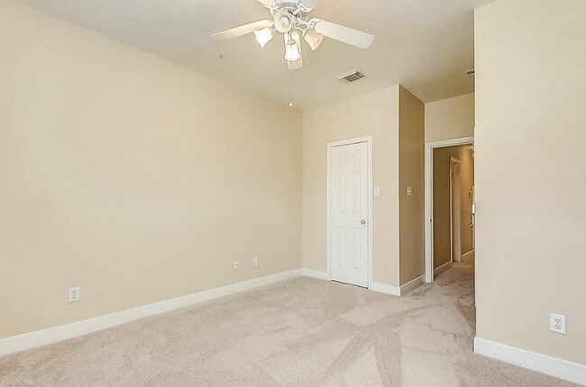 Building Photo - 5715 Sapphire Vista Ln