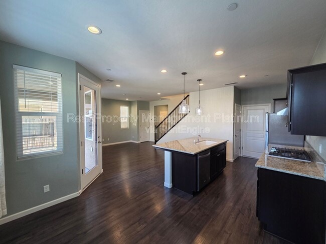 Building Photo - 2534 Mustang Dr