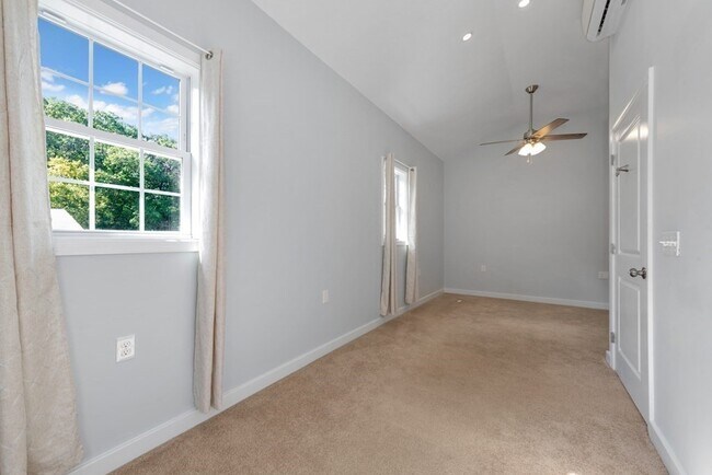 Building Photo - 19 Winthrop Ave