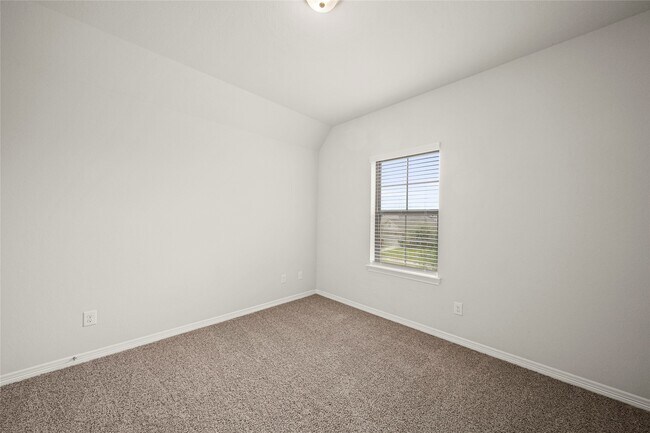 Building Photo - 8930 Emerald Cane Dr