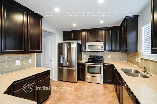 Building Photo - 8809 Quarry Ridge Trail