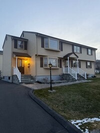 Building Photo - 250 Oakland Ave