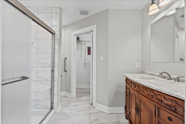 Building Photo - 120 Illinois Ave