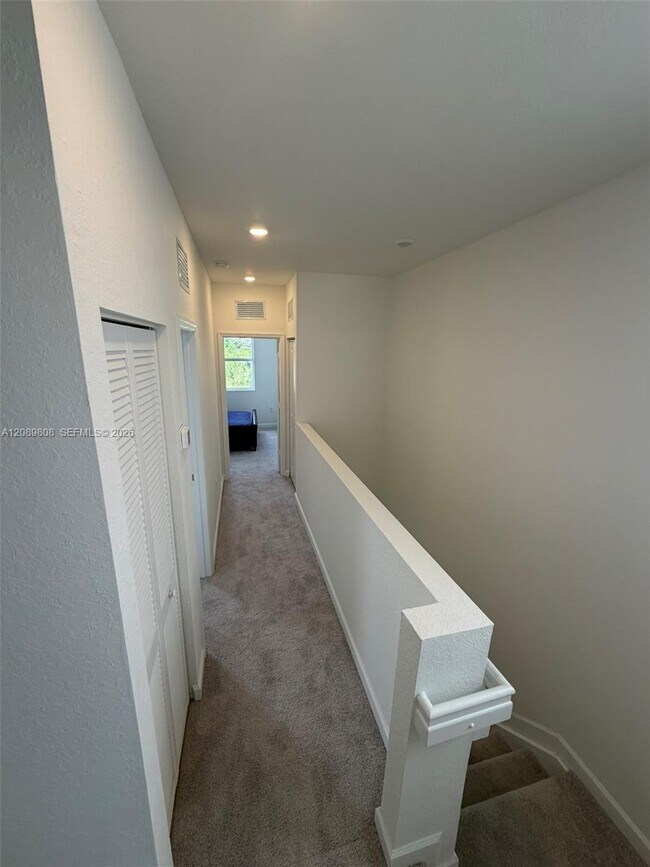 Building Photo - 35537 SW 189th Ct