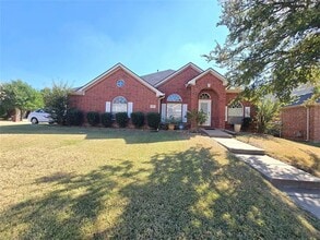 Building Photo - 5213 Meadowland Dr