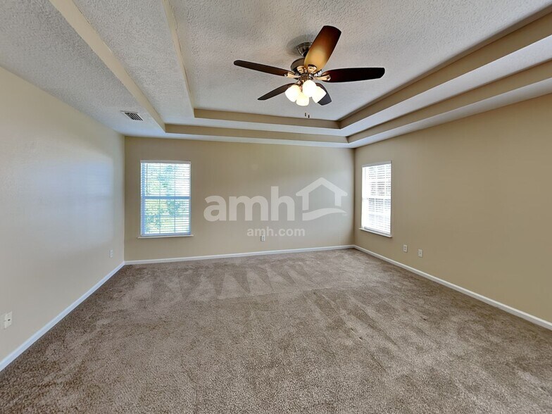 Building Photo - 325 Van Gogh Cir