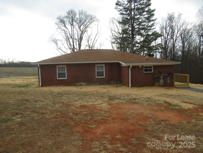 Building Photo - 7510 Palm Tree Church Rd