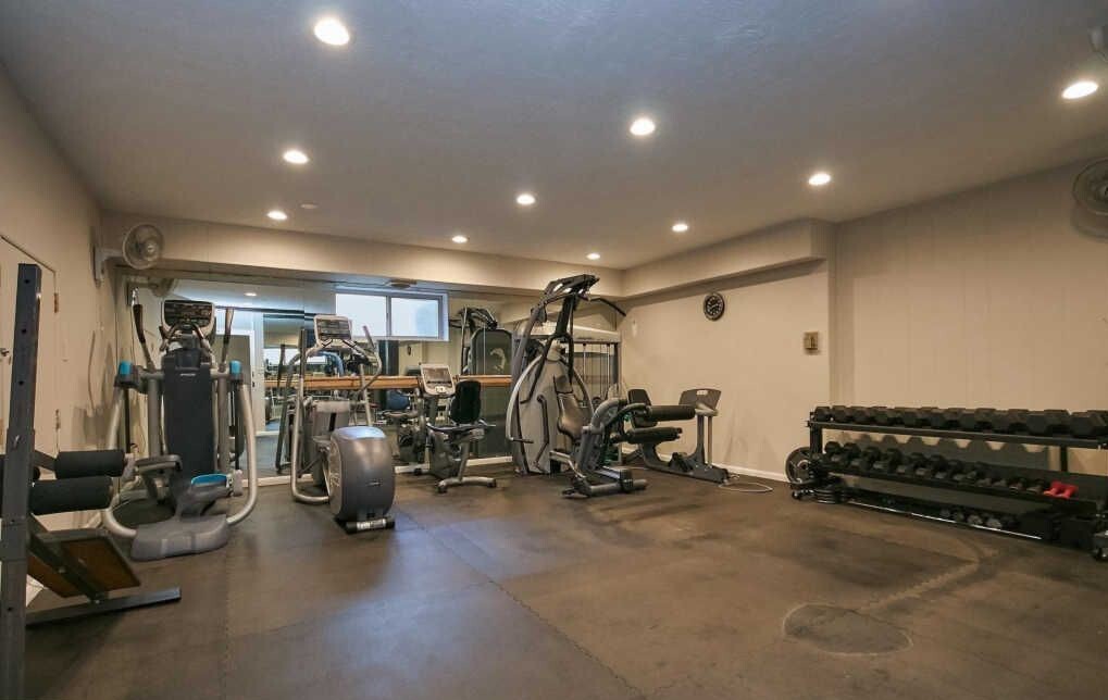 Building Photo - 3900 Tunlaw Rd NW