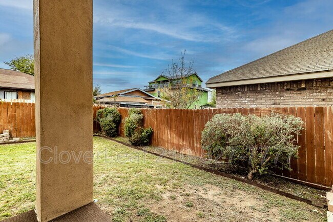 Building Photo - 6126 Lowrie
