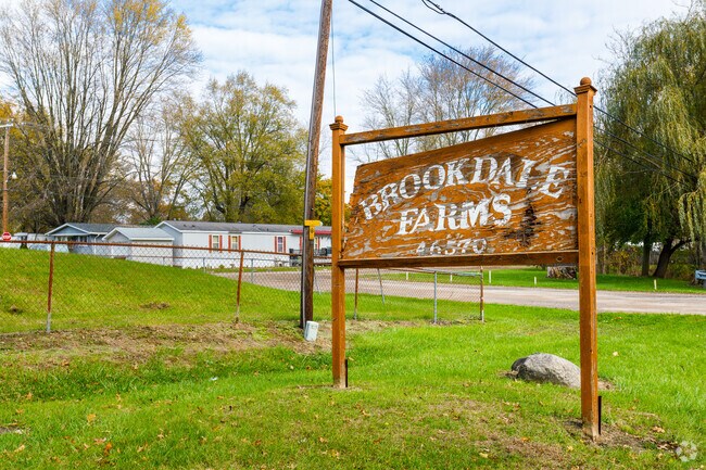 Building Photo - Brookdale Farms