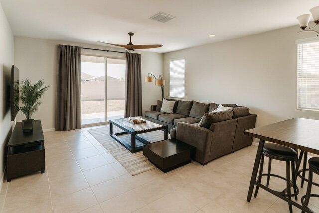 Building Photo - 5826 N 194th Ln