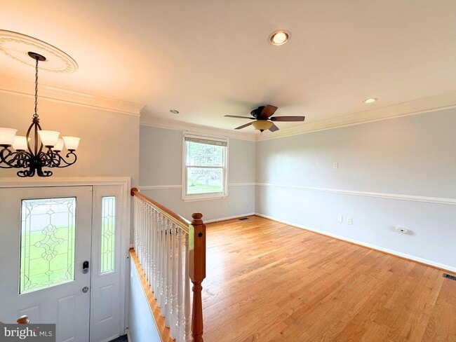 Building Photo - 10405 Bloom Dr