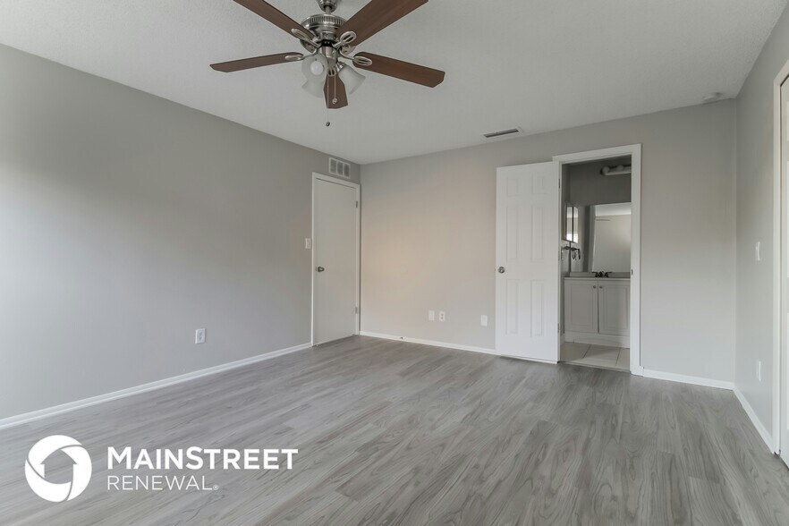 Building Photo - 512 San Marie Ave