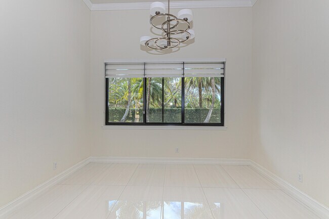 Building Photo - 3352 Siena Cir