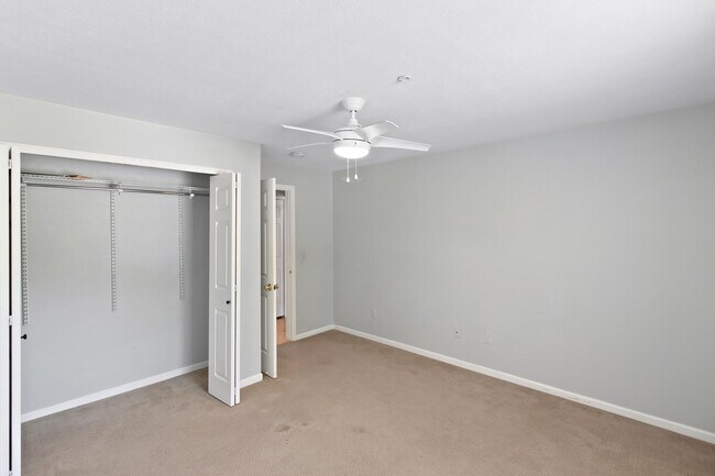 Building Photo - 1407 Millbrook Trail
