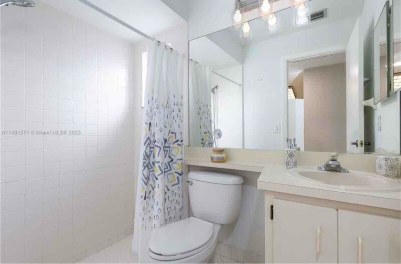 Building Photo - 248 SW 159th Ln
