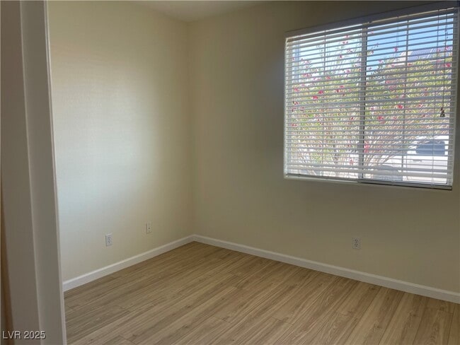 Building Photo - 11208 Star Lily St