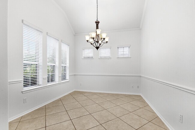 Building Photo - 29142 Crested Butte Dr