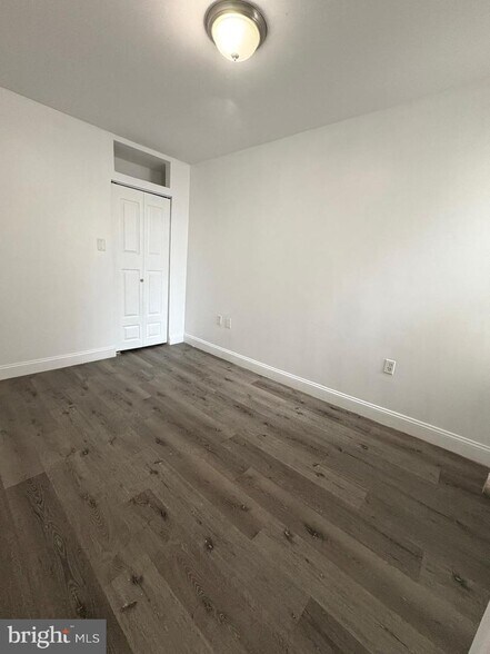 Bedroom 3 - 2312 S Hutchinson St