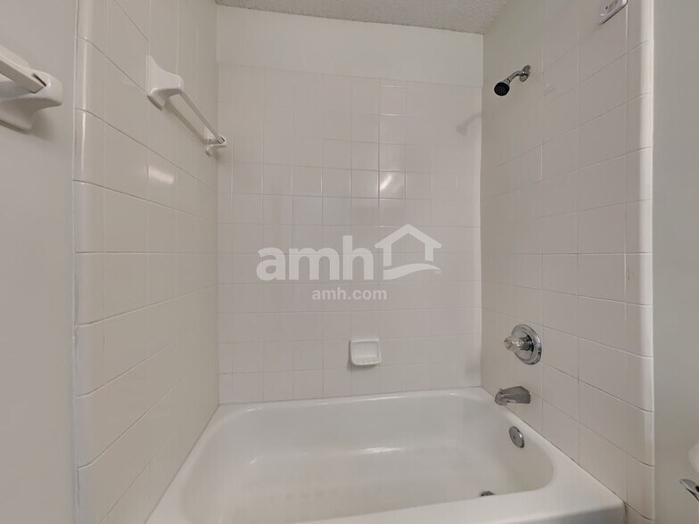 Building Photo - 748 Camp Francis Johnson Rd