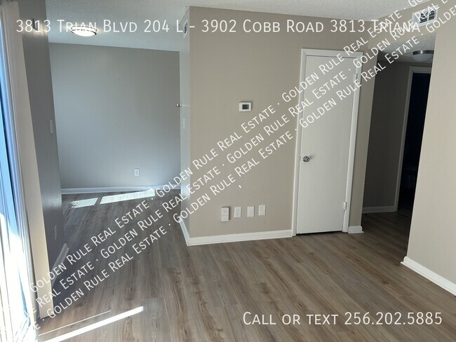 Building Photo - 3813 Trian Blvd