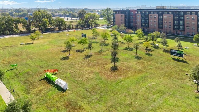 Building Photo - 1053 Manacor Ln