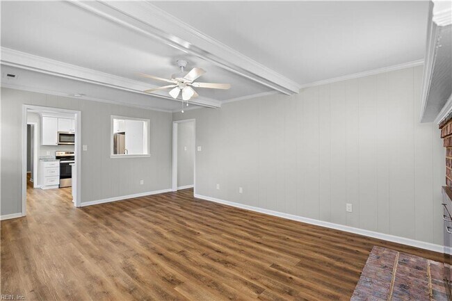 Building Photo - 5120 Eagle Run Rd