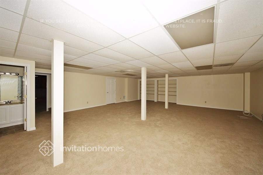 Building Photo - 1120 Jennings Dr