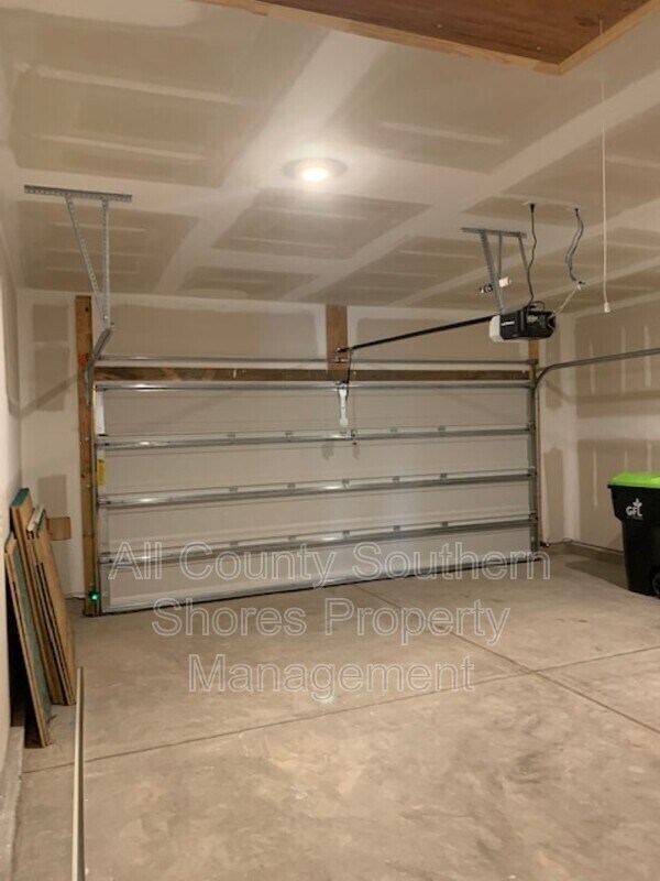 Building Photo - 115 Marauder Drive