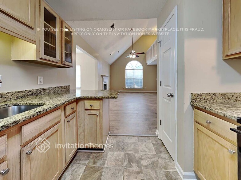 Building Photo - 62 Benfield Cir SE