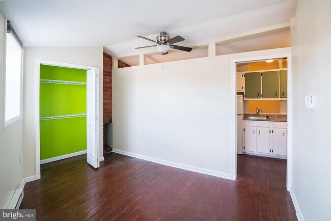 Building Photo - 1122 E Passyunk Ave