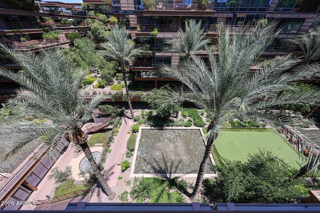 Building Photo - 7137 E Rancho Vista Dr