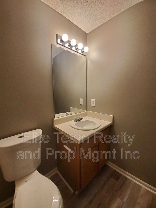 Building Photo - 10623 Campion Ct