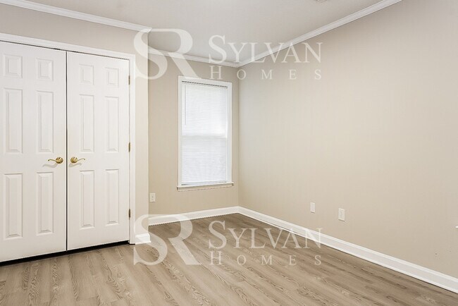 Building Photo - 1602 Glenn Meade Dr