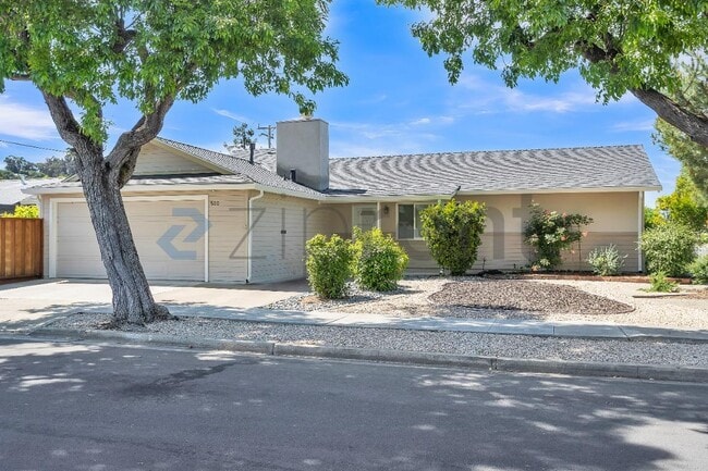 Building Photo - 500 Middlesex Rd