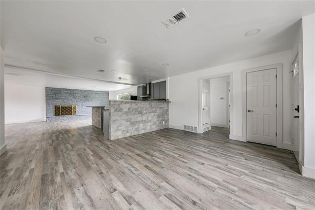 Building Photo - 4524 Harvey Dr